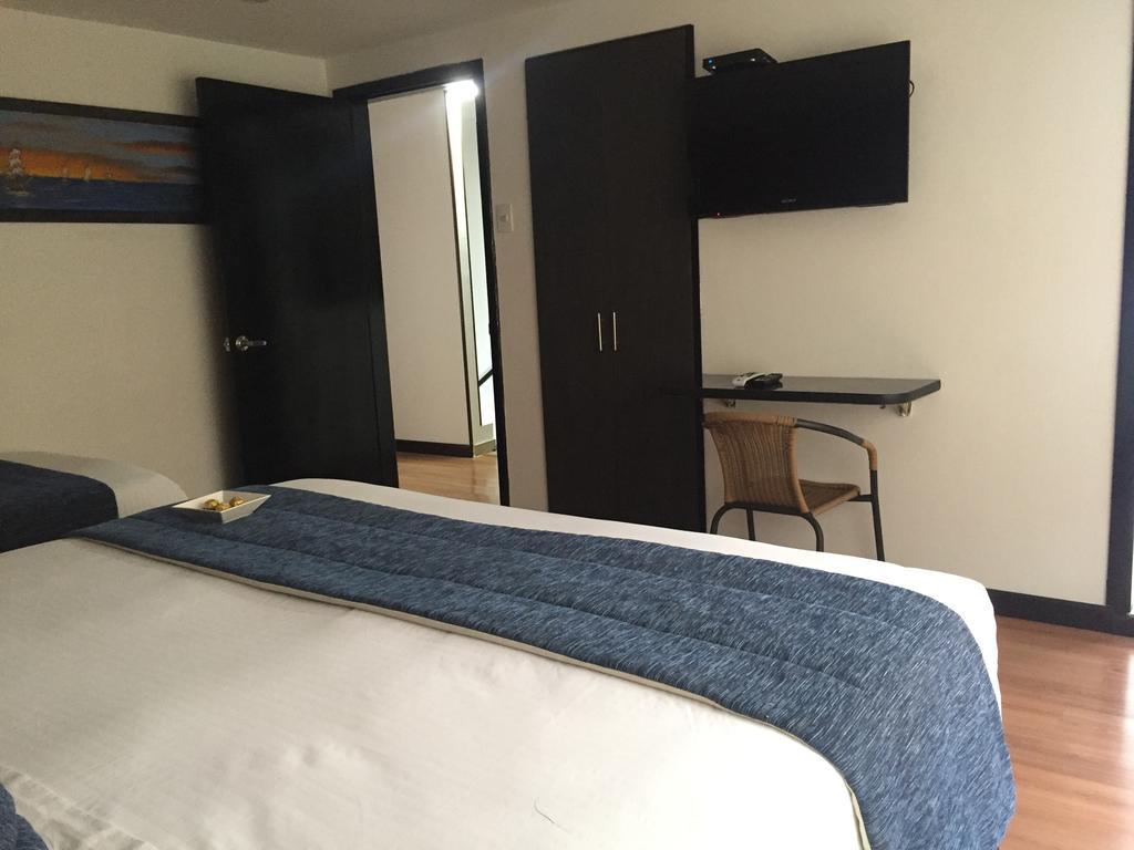 Hotel Aj Ferial Bogotá Dış mekan fotoğraf